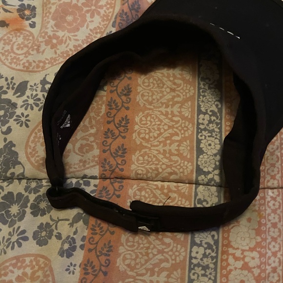 Adidas sun visor - Picture 2 of 3